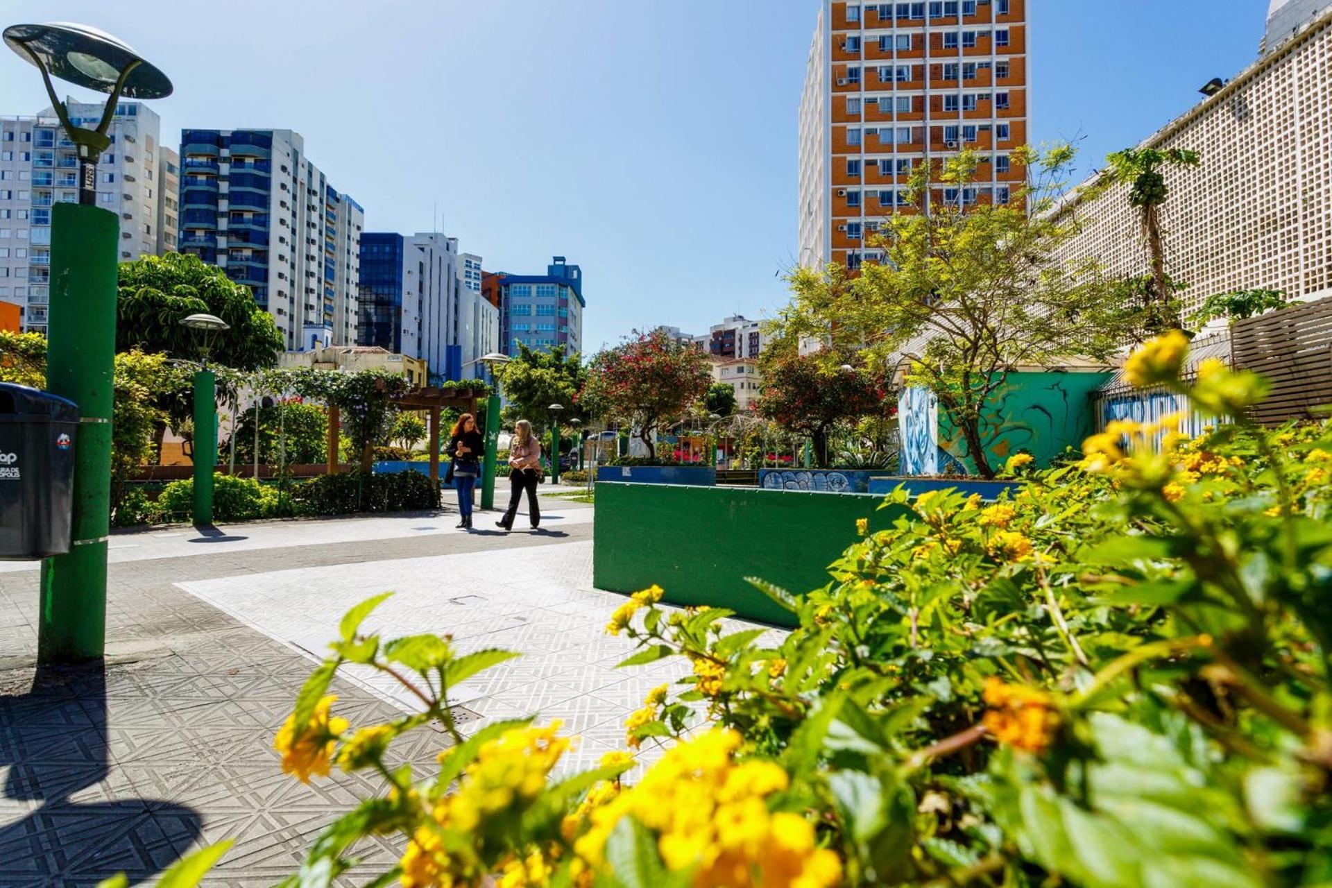 Apto confortável e bem localizado no Centro de Floripa P1254 Florianopolis Exterior foto
